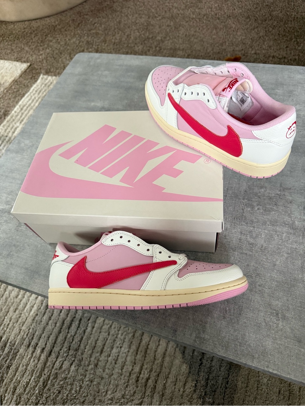Jordan 1 Low Travis Scott Tropical Pink